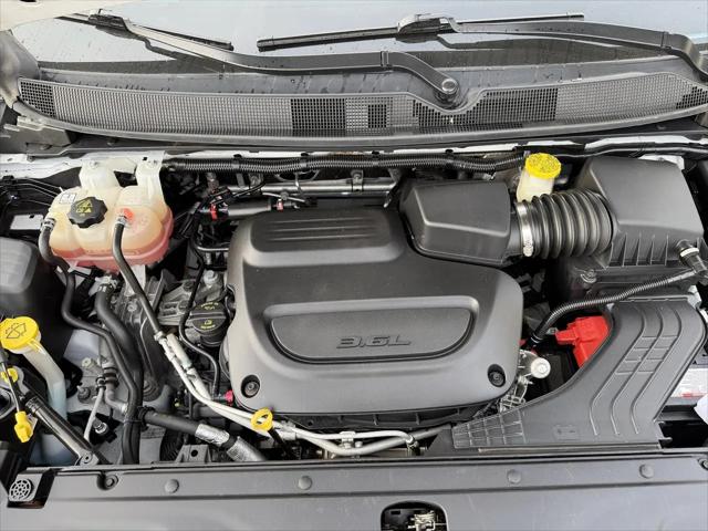 2022 Chrysler Pacifica Touring AWD