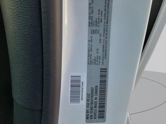 2026 Chrysler Pacifica Select