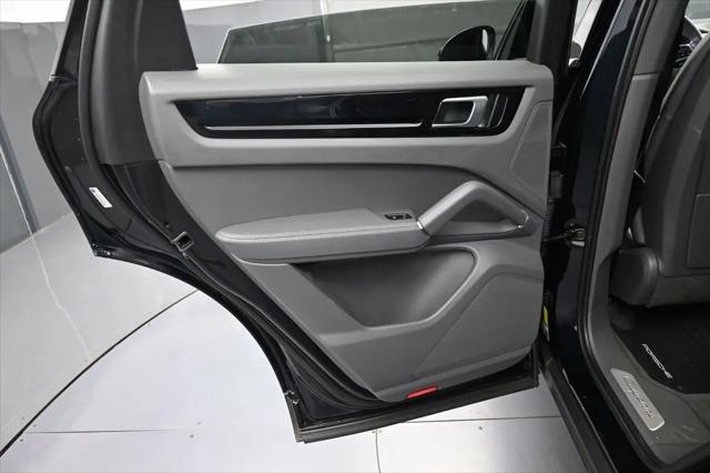 2023 Porsche Cayenne Cayenne