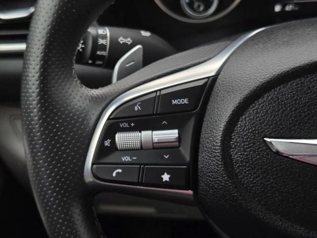 2023 Genesis G70 2.0T RWD