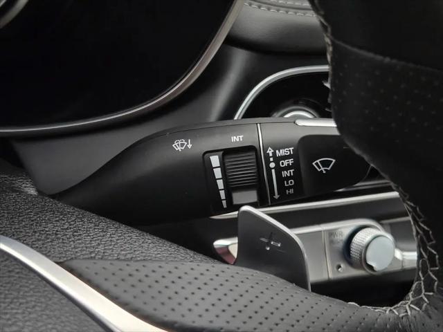 2023 Genesis G70 2.0T RWD