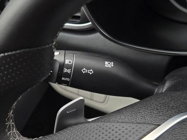 2023 Genesis G70 2.0T RWD
