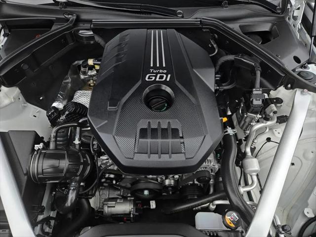 2023 Genesis G70 2.0T RWD