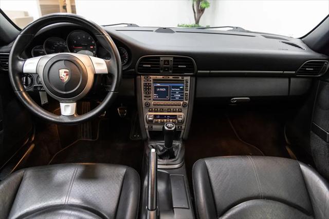 2005 Porsche 911 Carrera