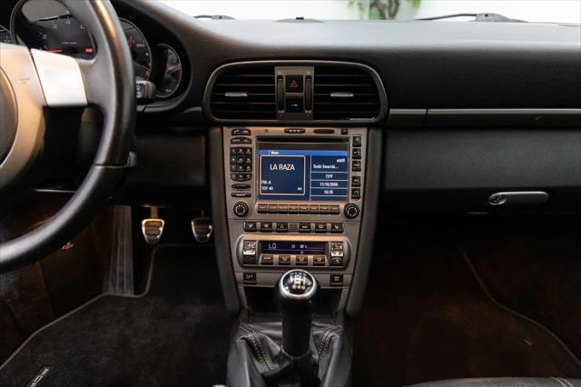 2005 Porsche 911 Carrera