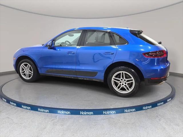 2017 Porsche Macan Macan