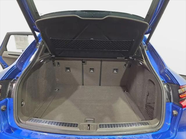 2017 Porsche Macan Macan
