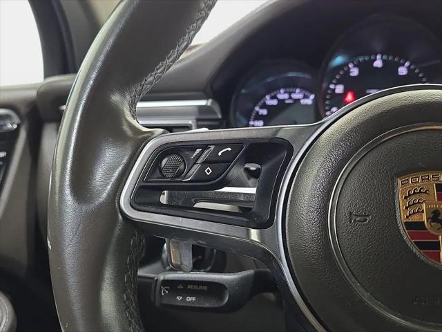 2017 Porsche Macan Macan