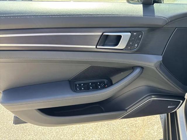 2023 Porsche Panamera Panamera Platinum Edition