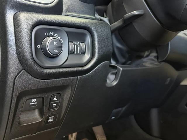 2022 Ram 1500 Laramie Crew Cab 4x2 57 Box