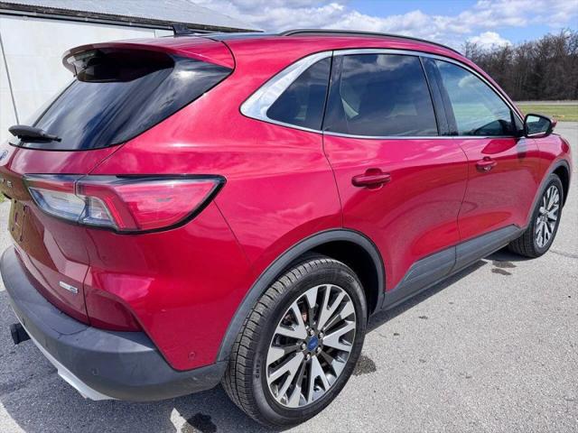 2020 Ford Escape Titanium