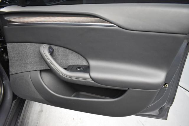 2021 Tesla Model S Plaid Tri Motor All-Wheel Drive