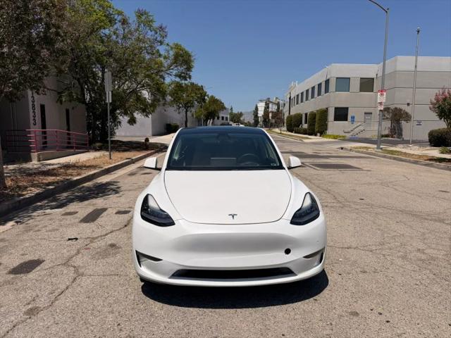 2022 Tesla Model Y Long Range Dual Motor All-Wheel Drive