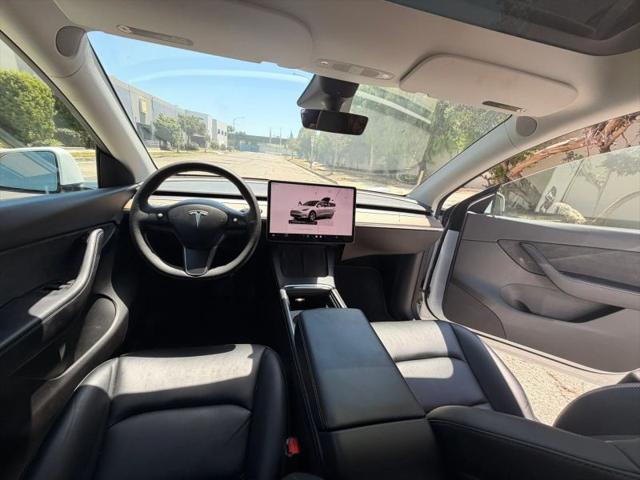2022 Tesla Model Y Long Range Dual Motor All-Wheel Drive