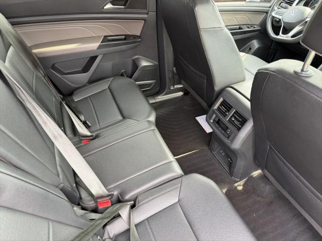 2021 Volkswagen Atlas 3.6L V6 SE w/Technology