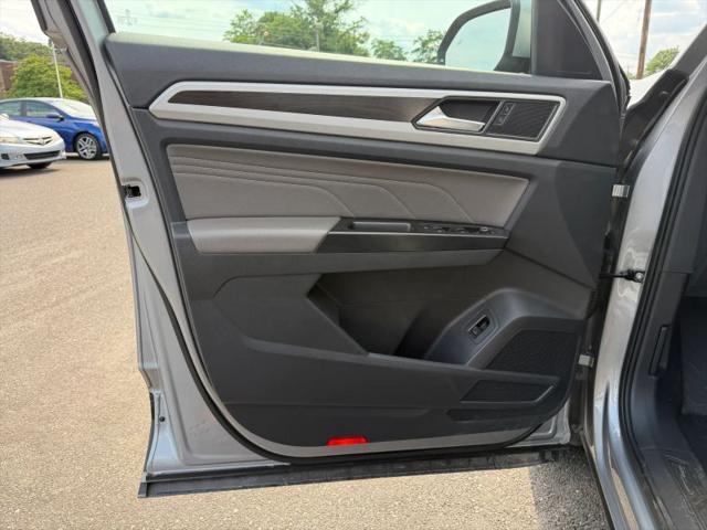 2021 Volkswagen Atlas 3.6L V6 SE w/Technology
