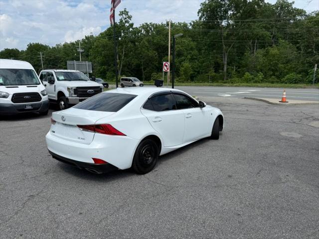 2019 Lexus IS 300 300
