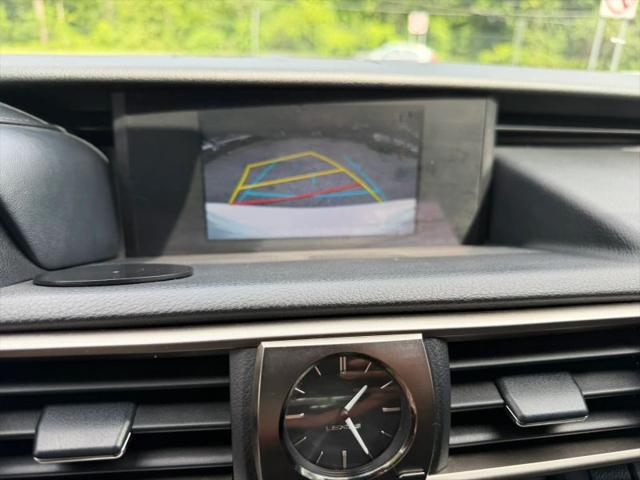 2019 Lexus IS 300 300