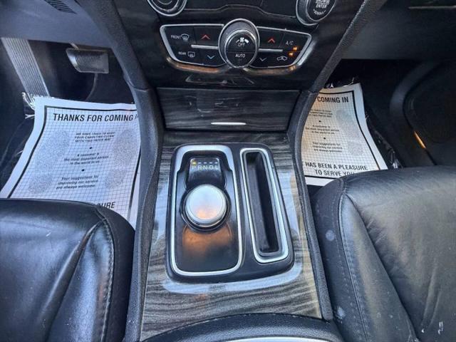 2017 Chrysler 300 Limited