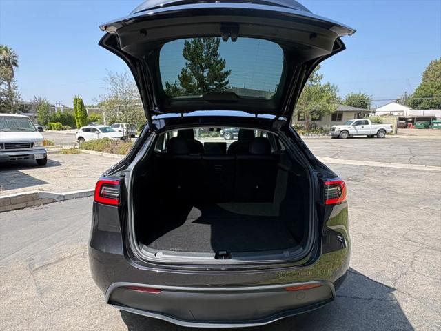 2024 Tesla Model Y Long Range Single Motor Rear-Wheel Drive