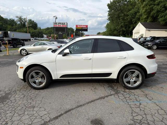 2017 Porsche Macan Base