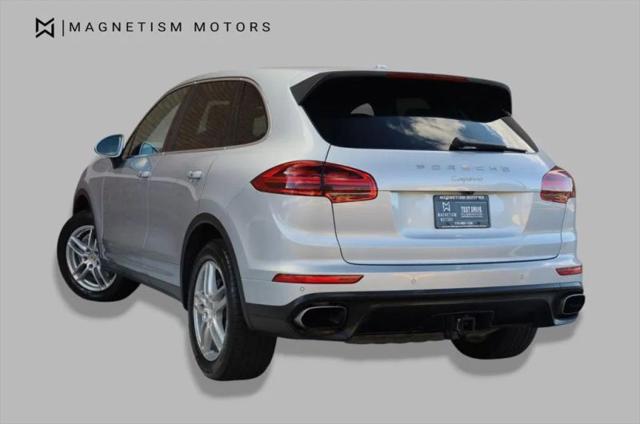 2016 Porsche Cayenne Base