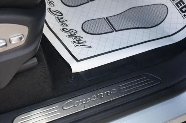 2016 Porsche Cayenne Base