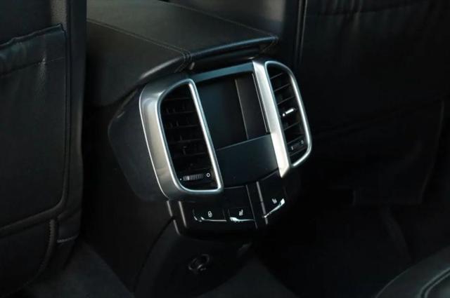 2016 Porsche Cayenne Base