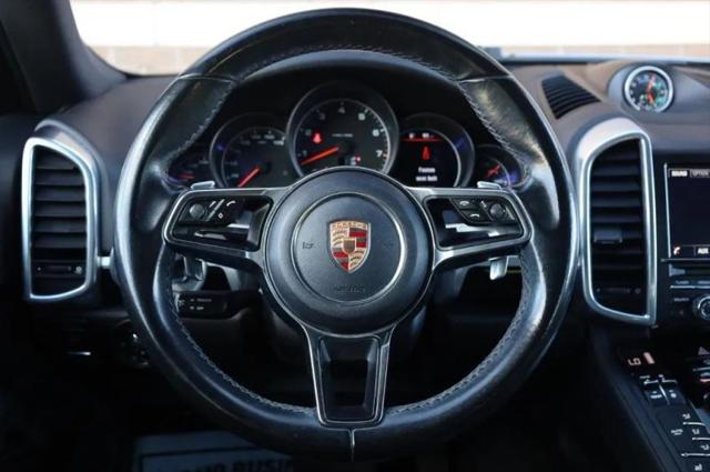 2016 Porsche Cayenne Base