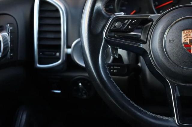 2016 Porsche Cayenne Base