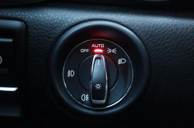 2016 Porsche Cayenne Base