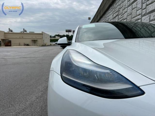 2021 Tesla Model 3 Standard Range Plus Rear-Wheel Drive