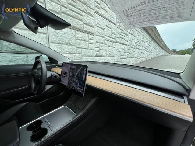 2021 Tesla Model 3 Standard Range Plus Rear-Wheel Drive