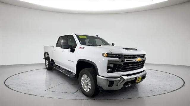 2025 Chevrolet Silverado 2500HD 4WD Crew Cab Standard Bed LT for sale in Longview, WA