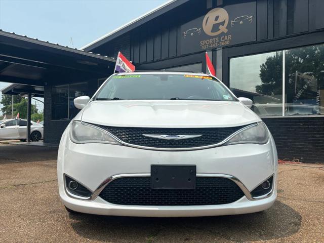2020 Chrysler Pacifica Touring L for sale in Lafayette, LA