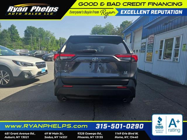 2021 Toyota RAV4 LE