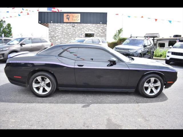 2016 Dodge Challenger SXT for sale in Holly Springs, MS