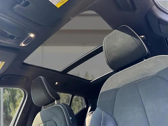 2021 Volvo XC40 T5 R-Design