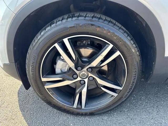 2021 Volvo XC40 T5 R-Design