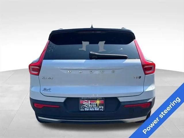 2021 Volvo XC40 T5 R-Design
