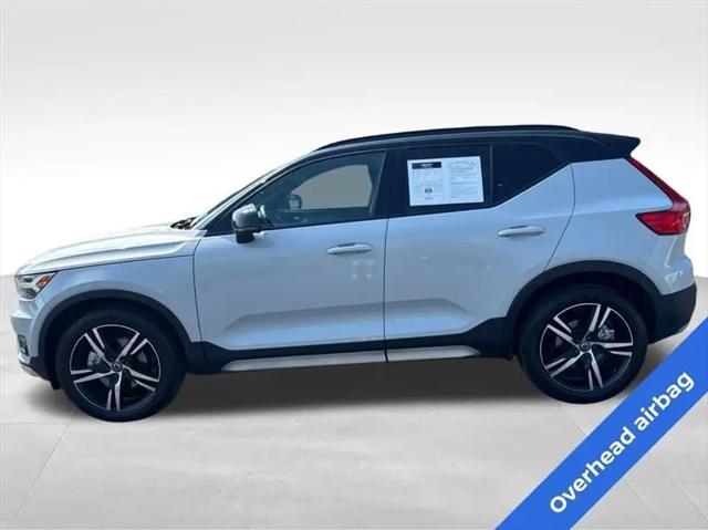 2021 Volvo XC40 T5 R-Design