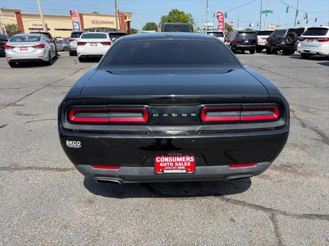 2016 Dodge Challenger SXT