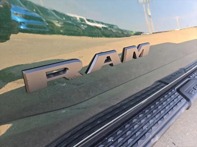 2026 Ram 1500 Express Crew Cab 4x4 57 Box