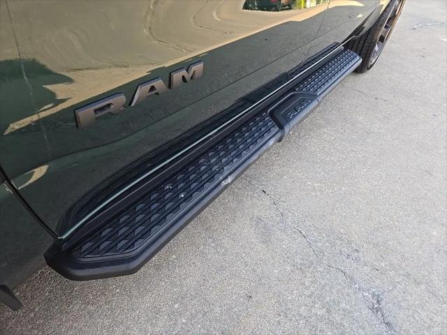 2026 Ram 1500 Express Crew Cab 4x4 57 Box
