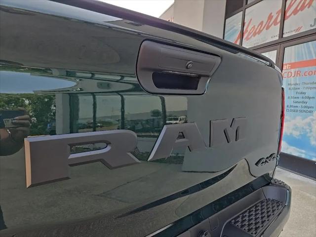 2026 Ram 1500 Express Crew Cab 4x4 57 Box
