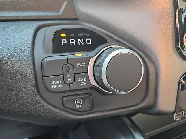 2026 Ram 1500 Express Crew Cab 4x4 57 Box