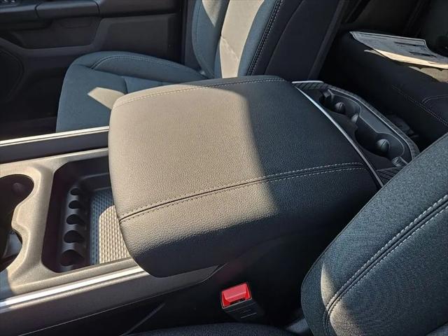 2026 Ram 1500 Express Crew Cab 4x4 57 Box