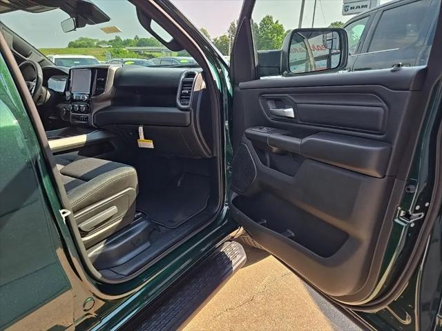 2026 Ram 1500 Express Crew Cab 4x4 57 Box