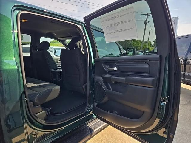 2026 Ram 1500 Express Crew Cab 4x4 57 Box