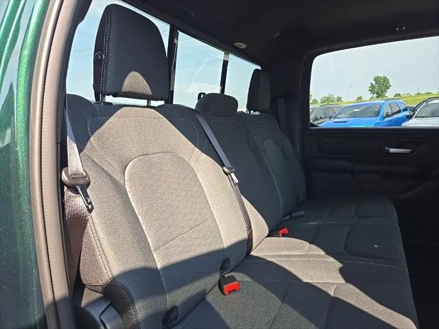 2026 Ram 1500 Express Crew Cab 4x4 57 Box
